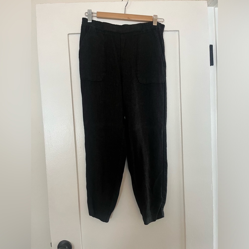 Zara Dark Grey Joggers with Relaxed Fit and Elastic Cuffs